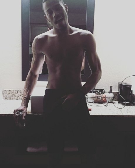 Foto desnuda filtrada de OnlyFans de Richard Armstrong