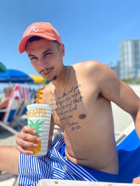 Foto desnuda filtrada de OnlyFans de Puertoricogiant