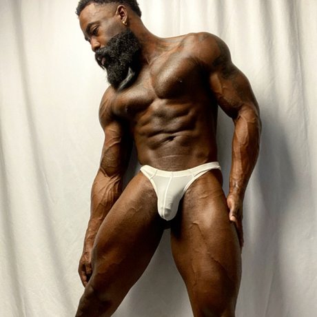 Foto desnuda filtrada de OnlyFans de Proadonis