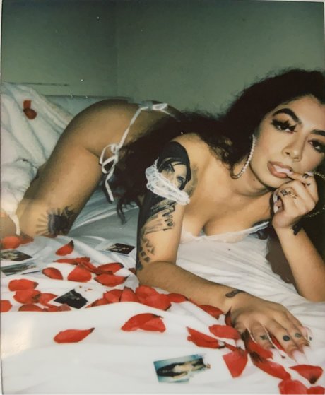 Foto desnuda filtrada de OnlyFans de Dulce Marie