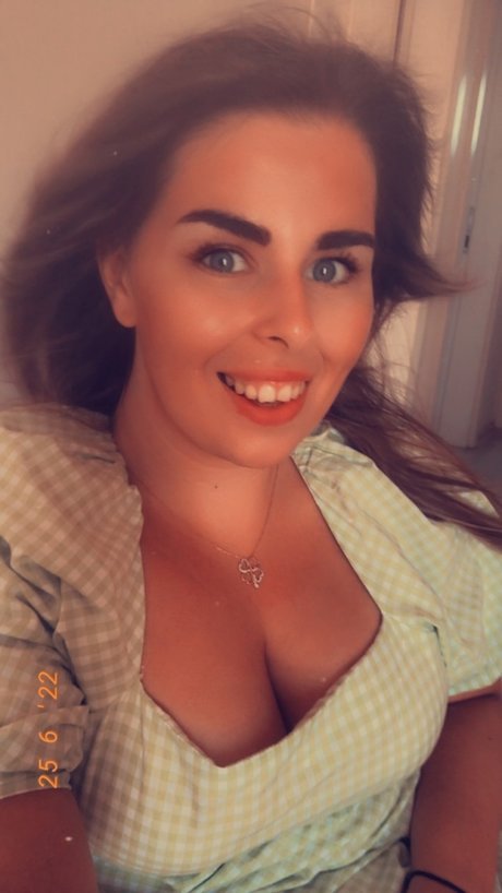 Foto desnuda filtrada de OnlyFans de Princesstitsuk  Adult Content 18only