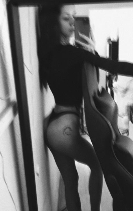 Foto desnuda filtrada de OnlyFans de Differentasyou