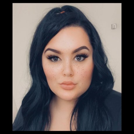 Foto desnuda filtrada de OnlyFans de Scarlett