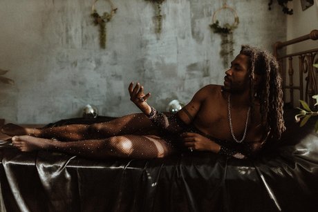 Foto desnuda filtrada de OnlyFans de Denzel Darko