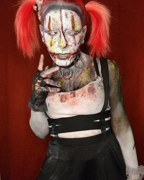 Foto desnuda filtrada de OnlyFans de Demonika