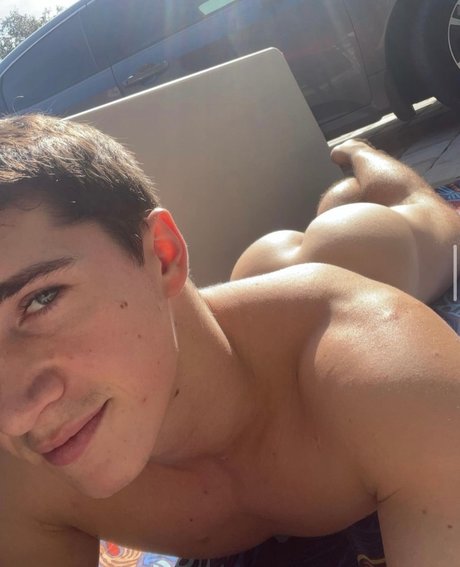 Foto desnuda filtrada de OnlyFans de Zach