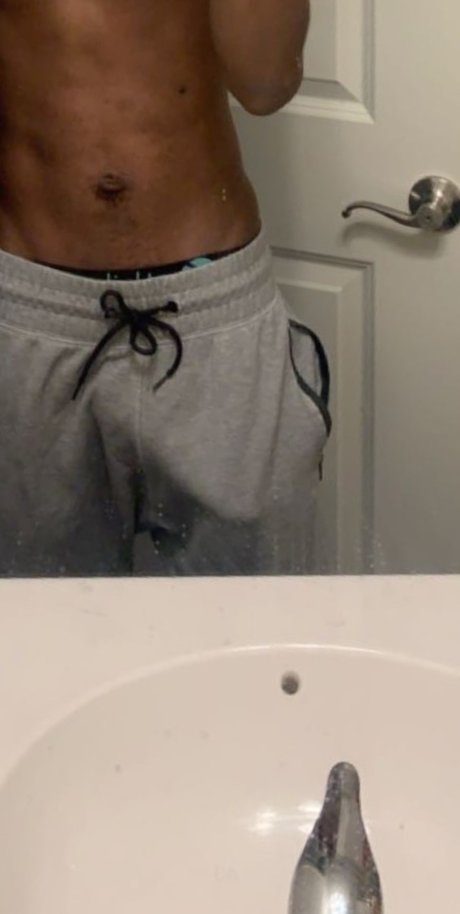 Foto desnuda filtrada de OnlyFans de Bbuprez