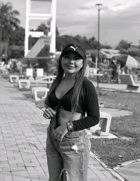 Foto desnuda filtrada de OnlyFans de Dayana