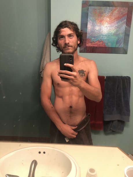 Foto desnuda filtrada de OnlyFans de Cody V