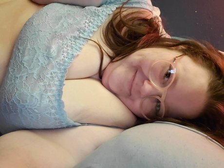 Foto desnuda filtrada de OnlyFans de Dee Dee