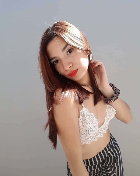 Foto desnuda filtrada de OnlyFans de Diamela