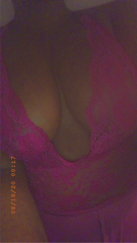 Foto desnuda filtrada de OnlyFans de Dede