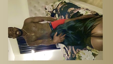 Foto desnuda filtrada de OnlyFans de Cocoaampampbo