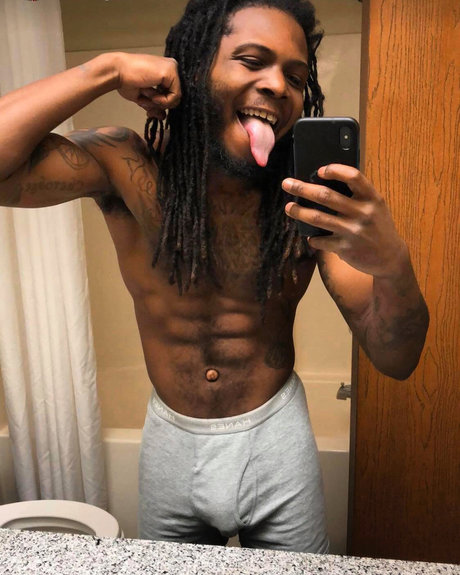 Foto desnuda filtrada de OnlyFans de Dayday
