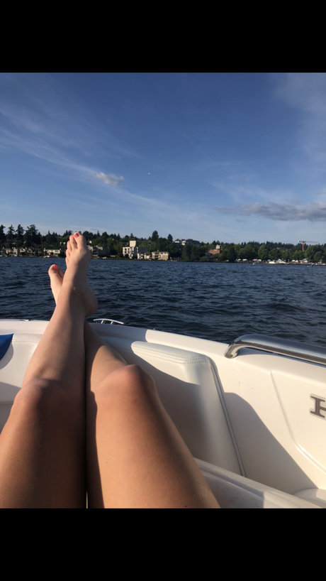 Queen Of Feet