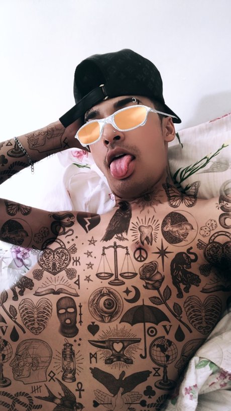 Foto desnuda filtrada de OnlyFans de Eduardo Macedo