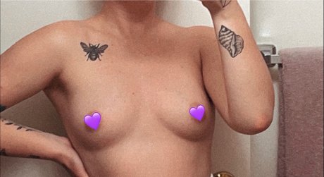 Foto desnuda filtrada de OnlyFans de Van