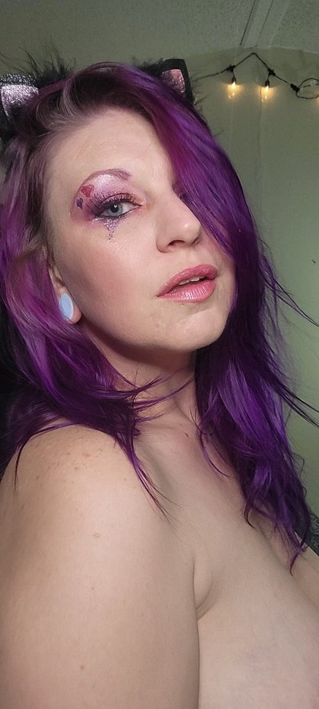 Foto desnuda filtrada de OnlyFans de Purple Smokes