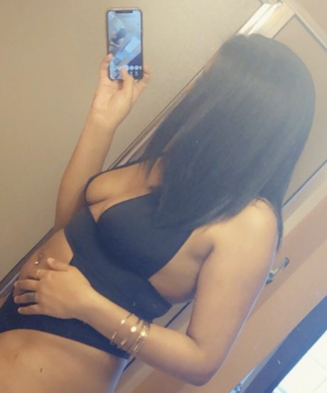 Foto desnuda filtrada de OnlyFans de Angel R