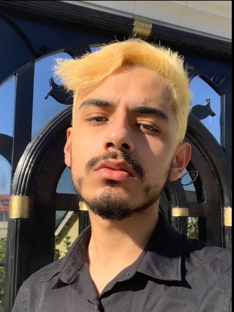 Foto desnuda filtrada de OnlyFans de Andykiro