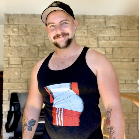 Foto desnuda filtrada de OnlyFans de Pup Leo