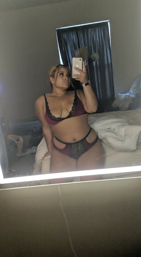 Foto desnuda filtrada de OnlyFans de Daze