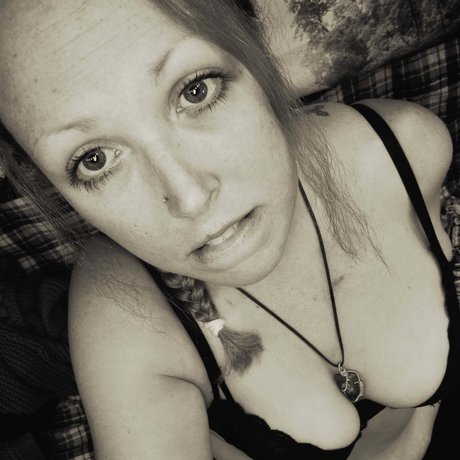 Foto desnuda filtrada de OnlyFans de Crystina