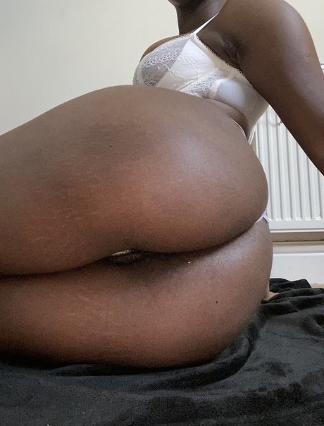 Foto desnuda filtrada de OnlyFans de Sweet Ebony