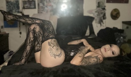 Foto desnuda filtrada de OnlyFans de Queen