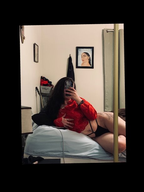 Foto desnuda filtrada de OnlyFans de Queenofhell