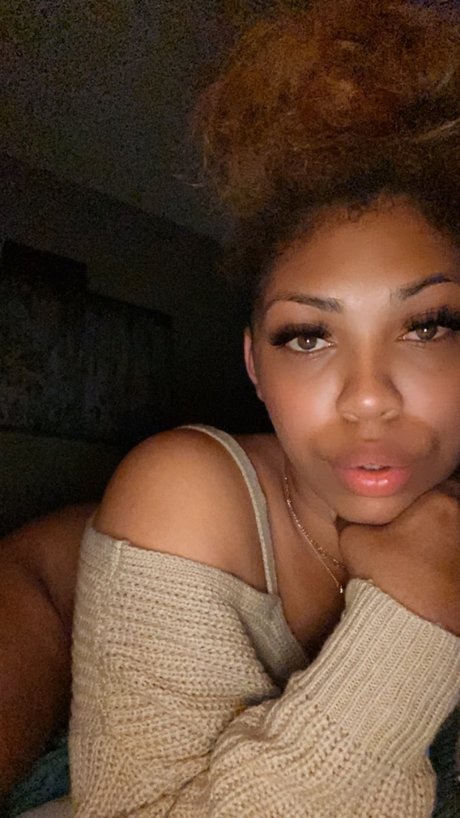 Foto desnuda filtrada de OnlyFans de Queen