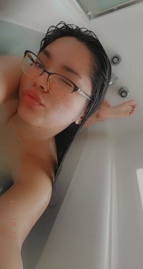 Foto desnuda filtrada de OnlyFans de The Queen Bee