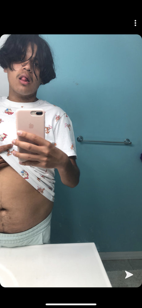 Foto desnuda filtrada de OnlyFans de Diego