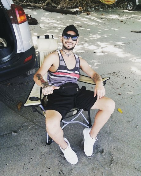 Foto desnuda filtrada de OnlyFans de Deisler Mr Pichaa