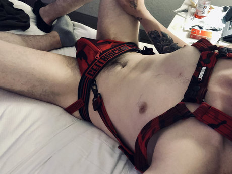 Foto desnuda filtrada de OnlyFans de Oliver Wild Dean