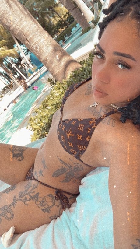 Foto desnuda filtrada de OnlyFans de Bae