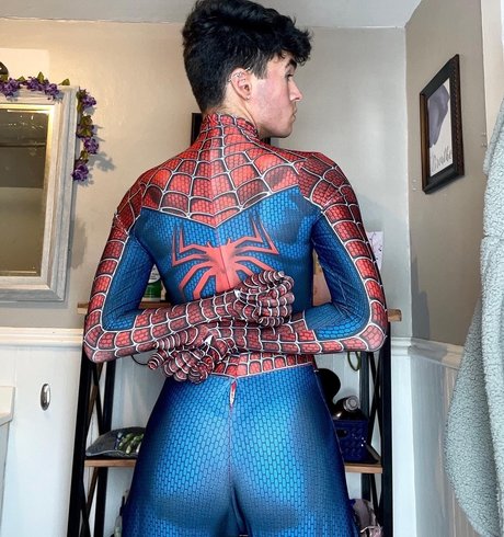 Foto desnuda filtrada de OnlyFans de Spidey Dante