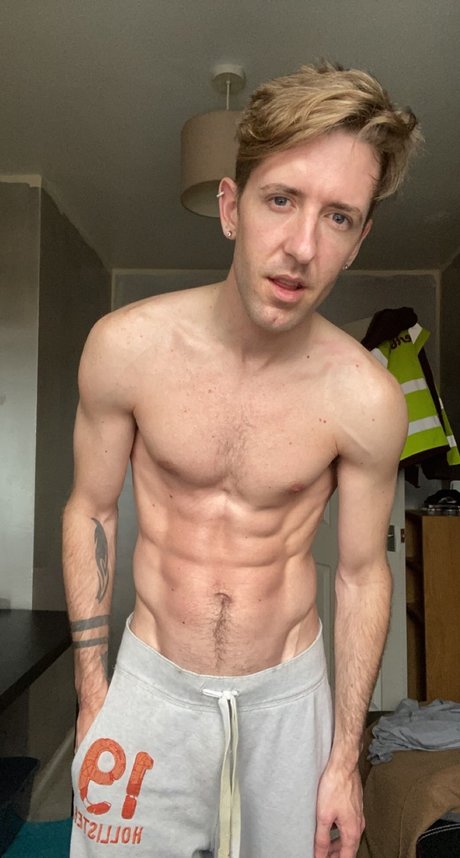 Foto desnuda filtrada de OnlyFans de Danny