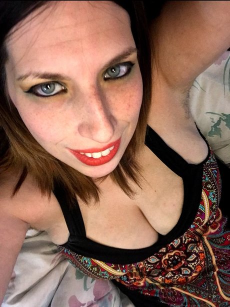 Foto desnuda filtrada de OnlyFans de Dezy Rezin