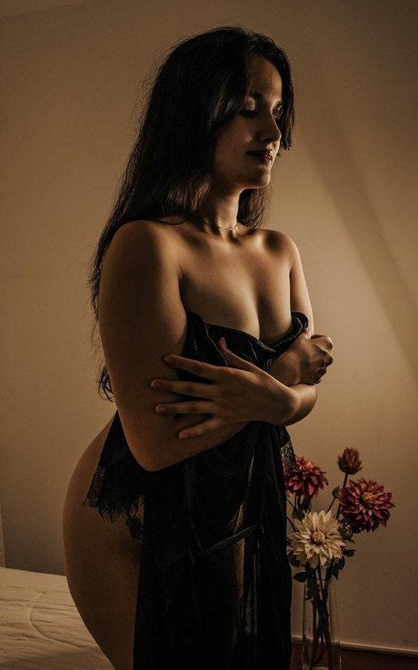 Foto desnuda filtrada de OnlyFans de Diosidf