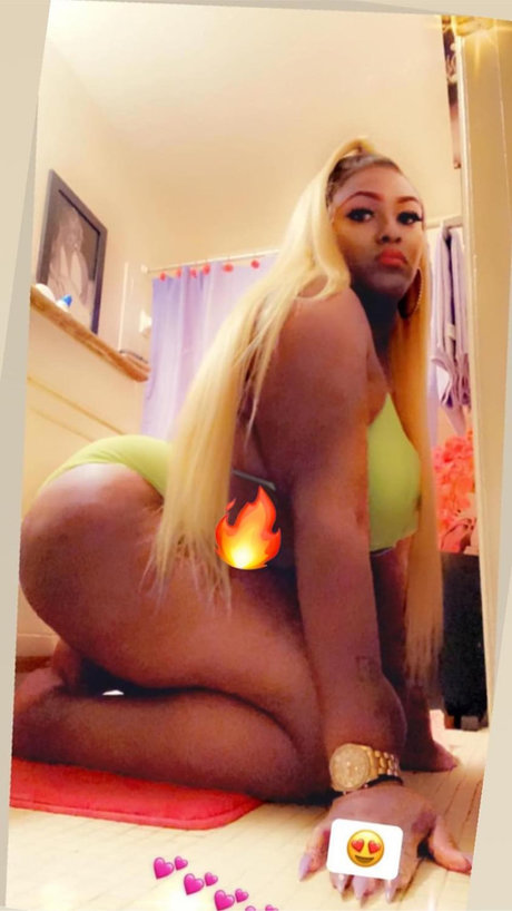Foto desnuda filtrada de OnlyFans de Barbiedreams