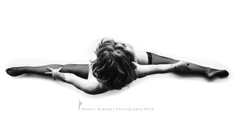 Foto desnuda filtrada de OnlyFans de Raine Amethyst
