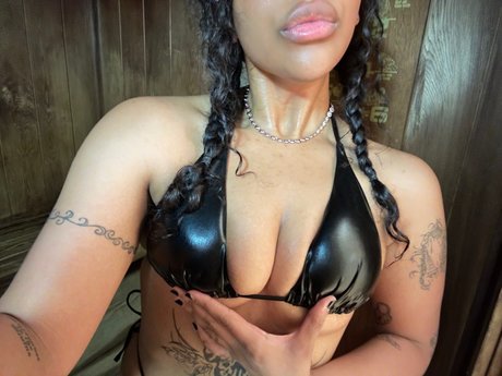 Foto desnuda filtrada de OnlyFans de Rainbowchild444