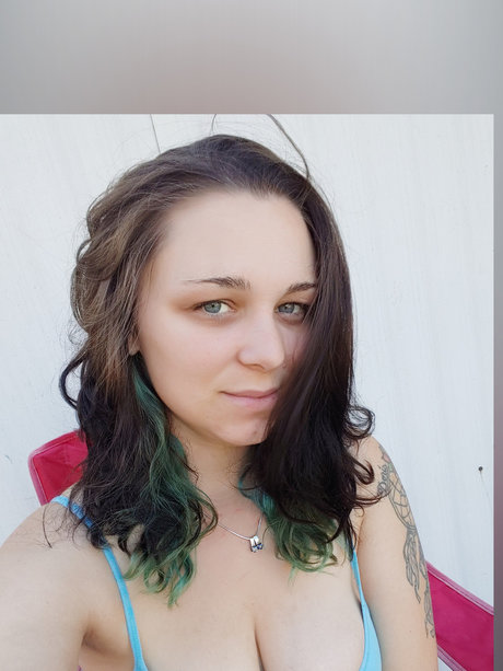 Foto desnuda filtrada de OnlyFans de June
