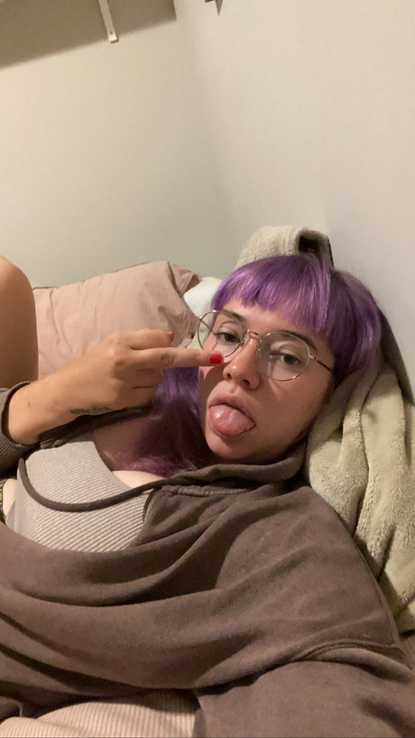 Foto desnuda filtrada de OnlyFans de Olivia Raine