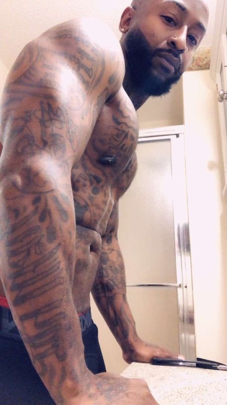 Foto desnuda filtrada de OnlyFans de Dj