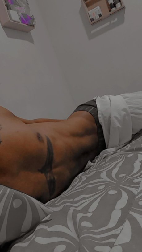 Foto desnuda filtrada de OnlyFans de Everarrietav