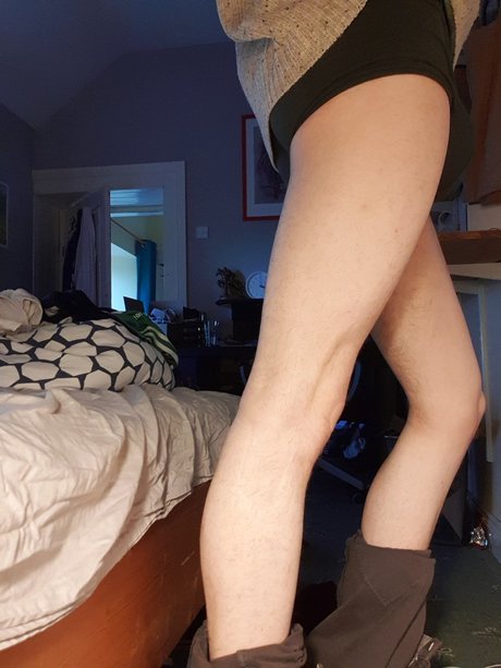 Foto desnuda filtrada de OnlyFans de Aaron