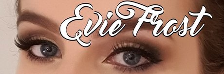 Foto desnuda filtrada de OnlyFans de Evie Frost