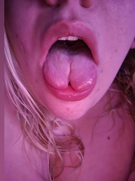 Foto desnuda filtrada de OnlyFans de Rayven Rosario